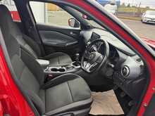 Nissan Juke 1.0 DIG-T N-Connecta SUV 5dr Petrol Manual Euro 6 (s/s) (114 ps) 