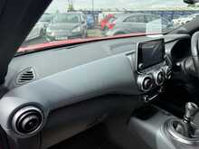 Nissan Juke 1.0 DIG-T N-Connecta SUV 5dr Petrol Manual Euro 6 (s/s) (114 ps) 