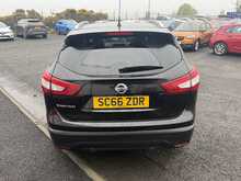 Nissan Qashqai 1.5 dCi Tekna SUV 5dr Diesel Manual 2WD Euro 6 (s/s) (110 ps) 