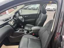 Nissan Qashqai 1.5 dCi Tekna SUV 5dr Diesel Manual 2WD Euro 6 (s/s) (110 ps) 