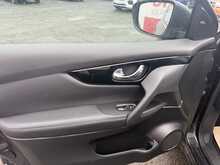 Nissan Qashqai 1.5 dCi Tekna SUV 5dr Diesel Manual 2WD Euro 6 (s/s) (110 ps) 