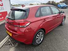 Hyundai i30 1.6 CRDi Blue Drive SE Nav Hatchback 5dr Diesel Manual Euro 6 (s/s) (110 ps) 