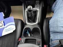 Nissan Qashqai 1.5 dCi N-Vision SUV 5dr Diesel Manual 2WD Euro 6 (s/s) (110 ps) 
