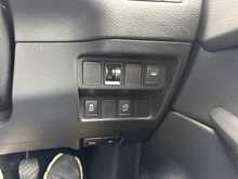 Nissan Qashqai 1.5 dCi N-Vision SUV 5dr Diesel Manual 2WD Euro 6 (s/s) (110 ps) 