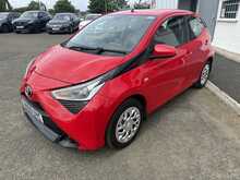 Toyota AYGO 1.0 VVT-i x-play Hatchback 5dr Petrol Manual Euro 6 (71 ps) 