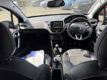Peugeot 2008 BlueHDi Allure 