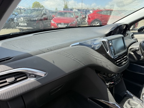 1.6 BlueHDi Allure SUV 5dr Diesel Manual Euro 6 (100 ps)