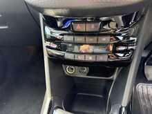 Peugeot 2008 BlueHDi Allure 