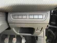 Peugeot 2008 BlueHDi Allure 