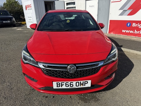 1.6 CDTi BlueInjection SRi Hatchback 5dr Diesel Manual Euro 6 (s/s) (136 ps)