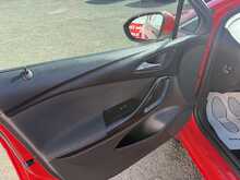 Vauxhall Astra 1.6 CDTi BlueInjection SRi Hatchback 5dr Diesel Manual Euro 6 (s/s) (136 ps) 