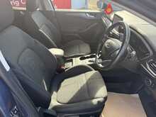 Ford Focus 1.5 EcoBlue Active Estate 5dr Diesel Auto Euro 6 (s/s) (120 ps) 