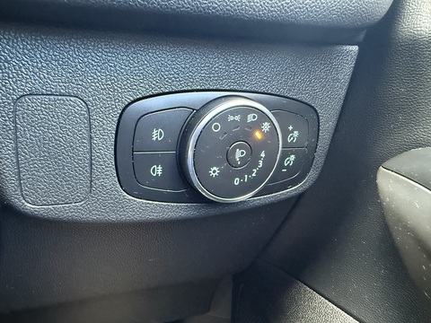 1.5 EcoBlue Active Estate 5dr Diesel Auto Euro 6 (s/s) (120 ps)