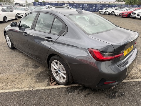 2.0 330e 12kWh SE Pro Saloon 4dr Petrol Plug-in Hybrid Auto Euro 6 (s/s) (292 ps)