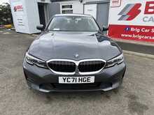 BMW 3 Series 2.0 330e 12kWh SE Pro Saloon 4dr Petrol Plug-in Hybrid Auto Euro 6 (s/s) (292 ps) 
