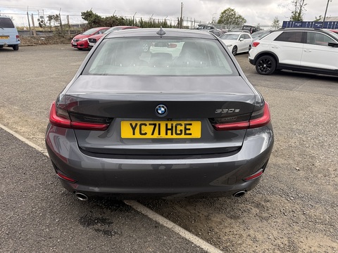 2.0 330e 12kWh SE Pro Saloon 4dr Petrol Plug-in Hybrid Auto Euro 6 (s/s) (292 ps)