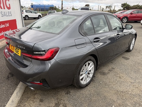 2.0 330e 12kWh SE Pro Saloon 4dr Petrol Plug-in Hybrid Auto Euro 6 (s/s) (292 ps)