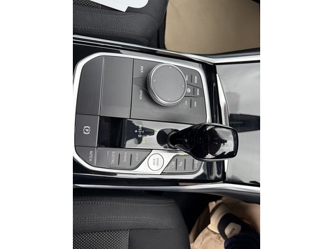 2.0 330e 12kWh SE Pro Saloon 4dr Petrol Plug-in Hybrid Auto Euro 6 (s/s) (292 ps)