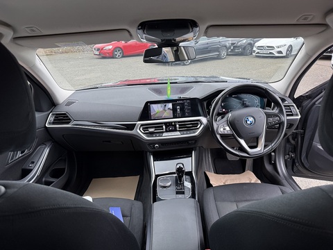 2.0 330e 12kWh SE Pro Saloon 4dr Petrol Plug-in Hybrid Auto Euro 6 (s/s) (292 ps)