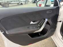 Mercedes-Benz A Class 2.0 A200d AMG Line Hatchback 5dr Diesel 8G-DCT Euro 6 (s/s) (150 ps) 