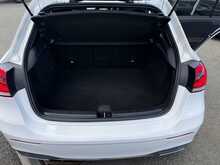 Mercedes-Benz A Class 2.0 A200d AMG Line Hatchback 5dr Diesel 8G-DCT Euro 6 (s/s) (150 ps) 