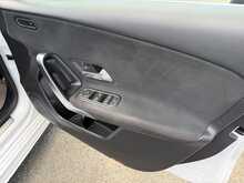 Mercedes-Benz A Class 2.0 A200d AMG Line Hatchback 5dr Diesel 8G-DCT Euro 6 (s/s) (150 ps) 