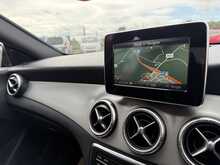 Mercedes-Benz CLA 2.1 CLA220d AMG Line Coupe 4dr Diesel 7G-DCT Euro 6 (s/s) (177 ps) 