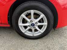 Ford Fiesta 1.1 Ti-VCT Zetec Hatchback 3dr Petrol Manual Euro 6 (s/s) (85 ps) 