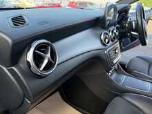Mercedes-Benz GLA 1.6 GLA200 AMG Line Edition SUV 5dr Petrol 7G-DCT Euro 6 (s/s) (156 ps) 