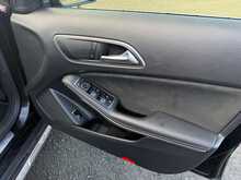 Mercedes-Benz GLA 1.6 GLA200 AMG Line Edition SUV 5dr Petrol 7G-DCT Euro 6 (s/s) (156 ps) 