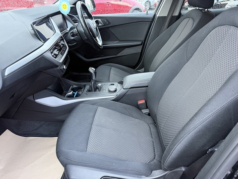 1.5 116d SE (LCP) Hatchback 5dr Diesel Manual Euro 6 (s/s) (116 ps)