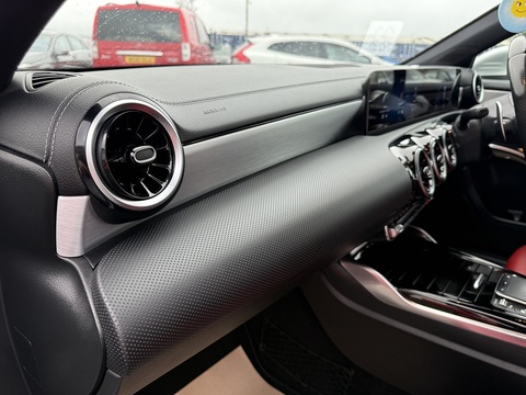 2.0 A35 AMG (Executive) Hatchback 5dr Petrol SpdS DCT 4MATIC Euro 6 (s/s) (306 ps)