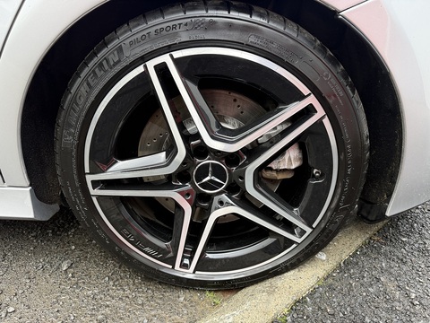 2.0 A35 AMG (Executive) Hatchback 5dr Petrol SpdS DCT 4MATIC Euro 6 (s/s) (306 ps)