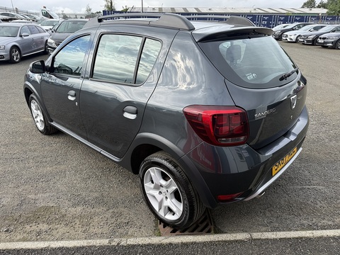 1.5 dCi Ambiance Hatchback 5dr Diesel Manual Euro 6 (s/s) (90 ps)