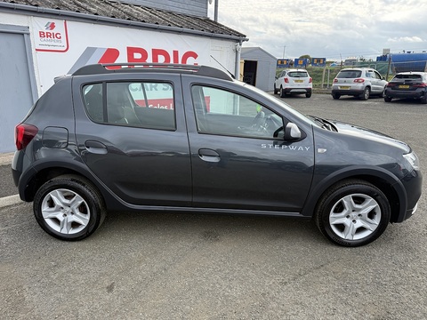 1.5 dCi Ambiance Hatchback 5dr Diesel Manual Euro 6 (s/s) (90 ps)