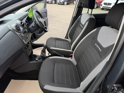 1.5 dCi Ambiance Hatchback 5dr Diesel Manual Euro 6 (s/s) (90 ps)