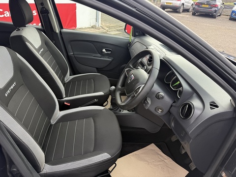 1.5 dCi Ambiance Hatchback 5dr Diesel Manual Euro 6 (s/s) (90 ps)