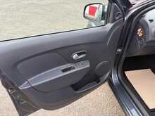 Dacia Sandero Stepway 1.5 dCi Ambiance Hatchback 5dr Diesel Manual Euro 6 (s/s) (90 ps) 
