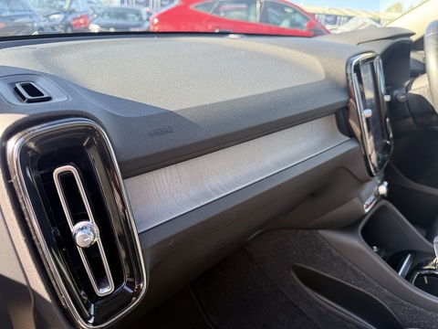 1.5h T5 Twin Engine Recharge 10.7kWh Inscription Pro SUV 5dr Petrol Plug-in Hybrid Auto Euro 6 (s/s) (262 ps)