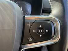 Volvo XC40 1.5h T5 Twin Engine Recharge 10.7kWh Inscription Pro SUV 5dr Petrol Plug-in Hybrid Auto Euro 6 (s/s) 