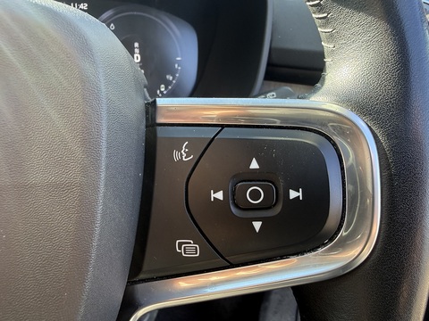 1.5h T5 Twin Engine Recharge 10.7kWh Inscription Pro SUV 5dr Petrol Plug-in Hybrid Auto Euro 6 (s/s) (262 ps)
