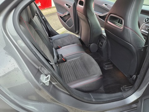 1.6 A200 AMG Line Hatchback 5dr Petrol Manual Euro 6 (s/s) (156 ps)