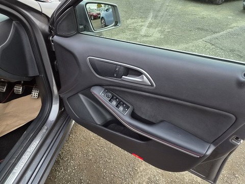 1.6 A200 AMG Line Hatchback 5dr Petrol Manual Euro 6 (s/s) (156 ps)
