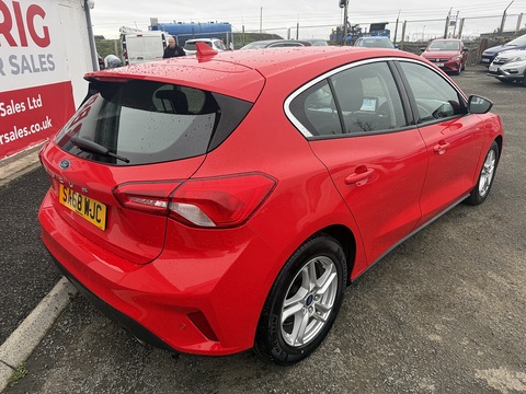 1.0T EcoBoost Zetec Hatchback 5dr Petrol Manual Euro 6 (s/s) (125 ps)