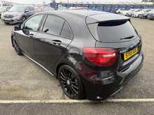 Mercedes-Benz A Class 1.5 A180d AMG Line (Premium) Hatchback 5dr Diesel Manual Euro 6 (s/s) (109 ps) 