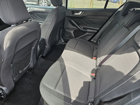 1.0T EcoBoost Titanium Hatchback 5dr Petrol Manual Euro 6 (s/s) (125 ps)