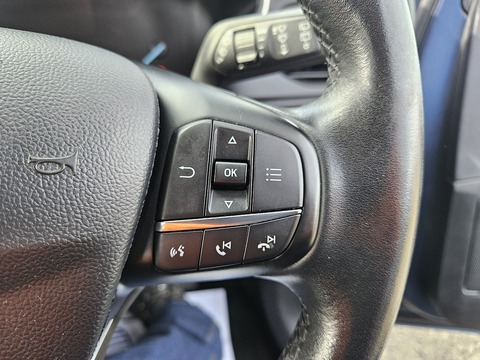 1.0T EcoBoost Titanium Hatchback 5dr Petrol Manual Euro 6 (s/s) (125 ps)