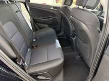 Hyundai TUCSON 1.6 GDi Blue Drive SE Nav SUV 5dr Petrol Manual Euro 6 (s/s) (132 ps) 
