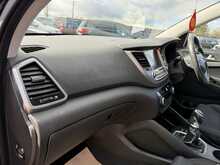 Hyundai TUCSON 1.6 GDi Blue Drive SE Nav SUV 5dr Petrol Manual Euro 6 (s/s) (132 ps) 