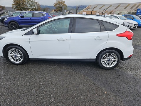 1.5 TDCi Zetec Edition Hatchback 5dr Diesel Manual Euro 6 (s/s) (120 ps)